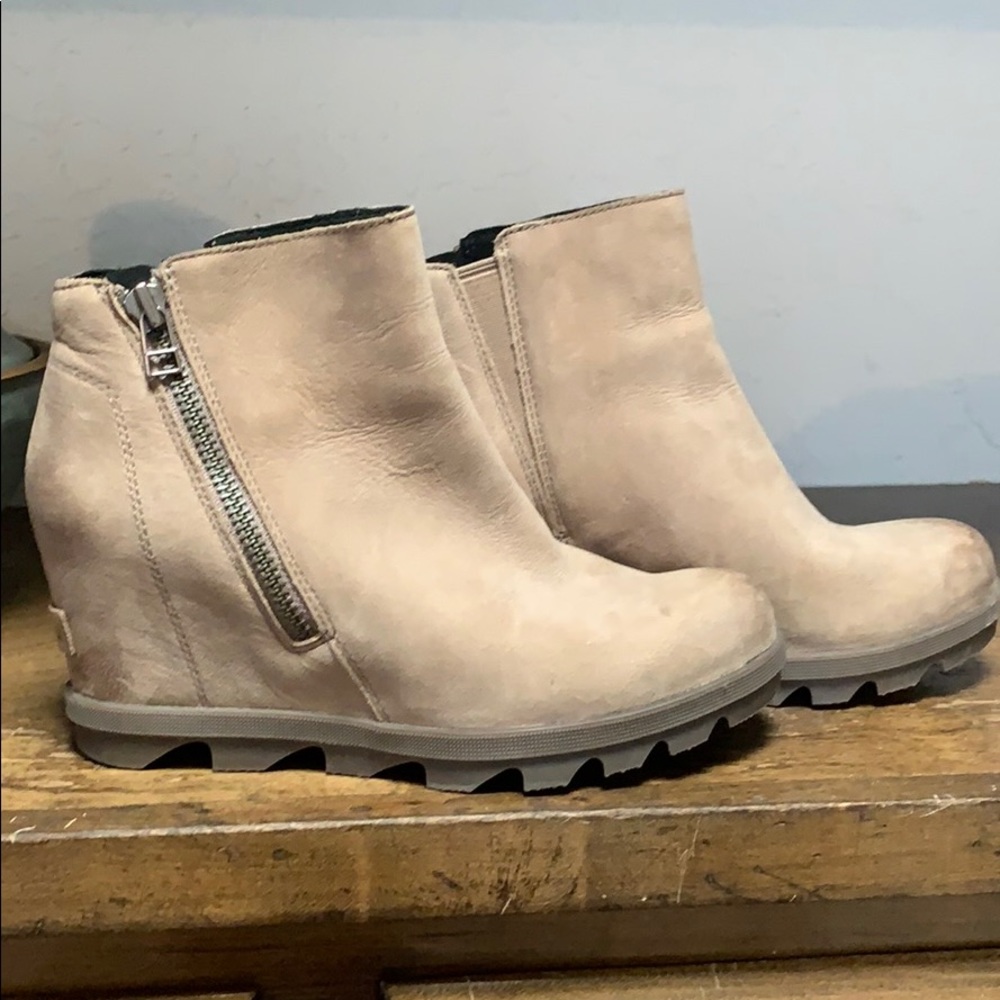 Sorel Joan of Arctic Boots